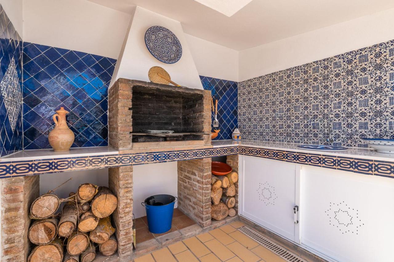 Villa Oasis Gale - Luxury Villa With Private Pool, Ac, Free Wifi, 5 Min From The Beach Albufeira Ngoại thất bức ảnh
